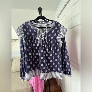 Vineyard Vines Navy and White Patterned Blouse
